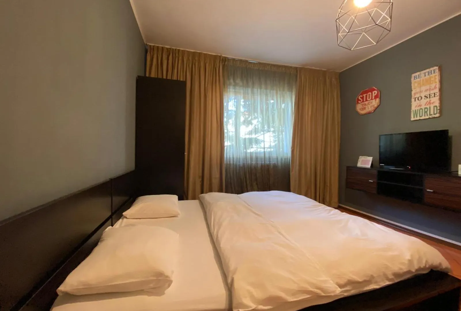 Lions Studio Dristor Apartment Bucharest